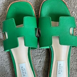 Steve Madden Slides